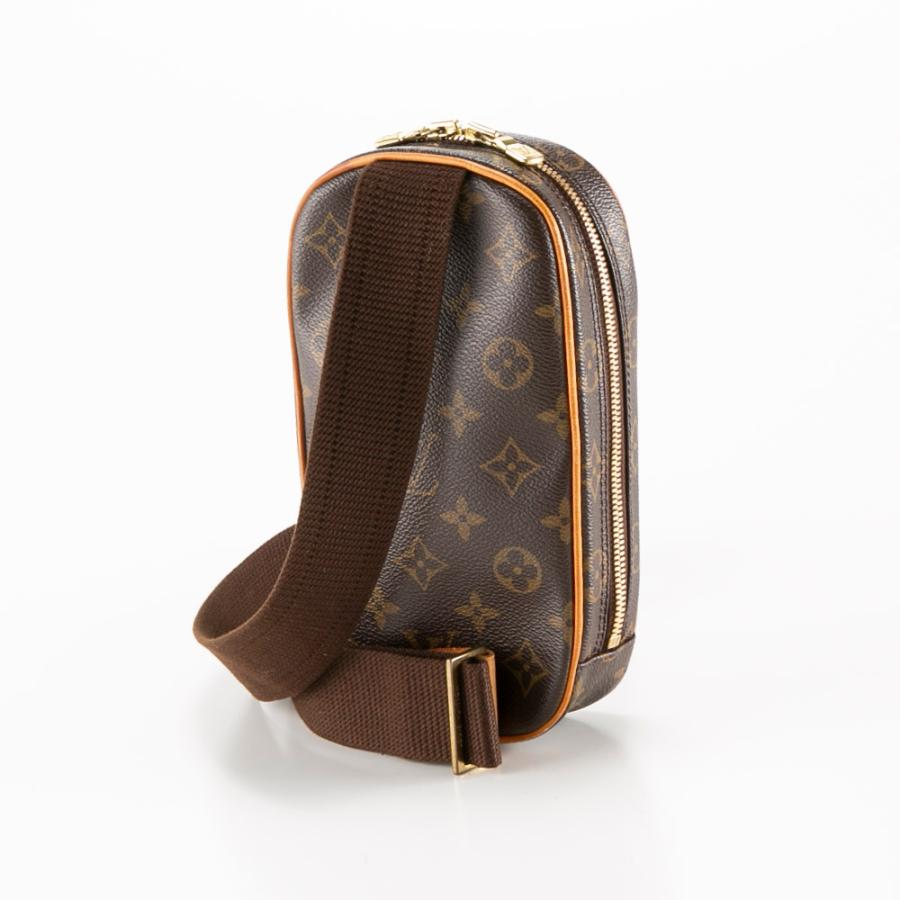 ルイ・ヴィトン LOUIS VUITTON ボディバッグ モノグラム ポシェット
