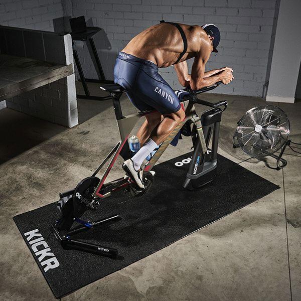 公式 Wahoo ワフー ローラー台マット KICKR Trainer Mat 公式 Wahoo ワフー ローラー台マット KICKR Trainer Mat
