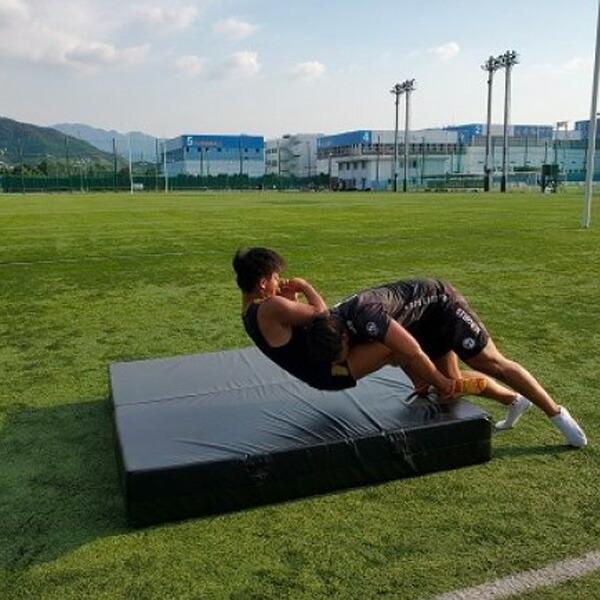 マーシャルワールド タックルマット(180×180×25cm) MARTIAL WORLD