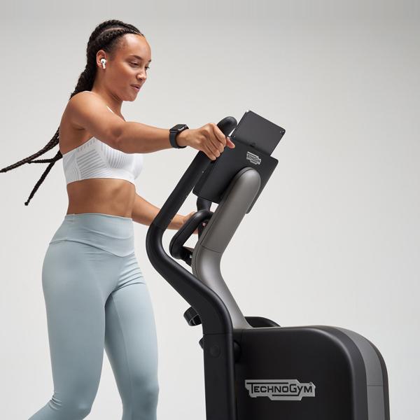 TECHNOGYM テクノジム ELLIPTICAL エリプティカル 家庭用クロス