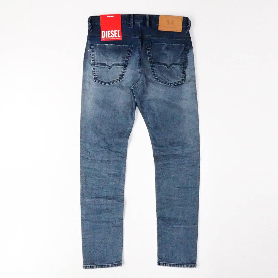 DIESEL（ディーゼル） ジョグジーンズ JOGG JEANS KROOLEY-NE 068CS