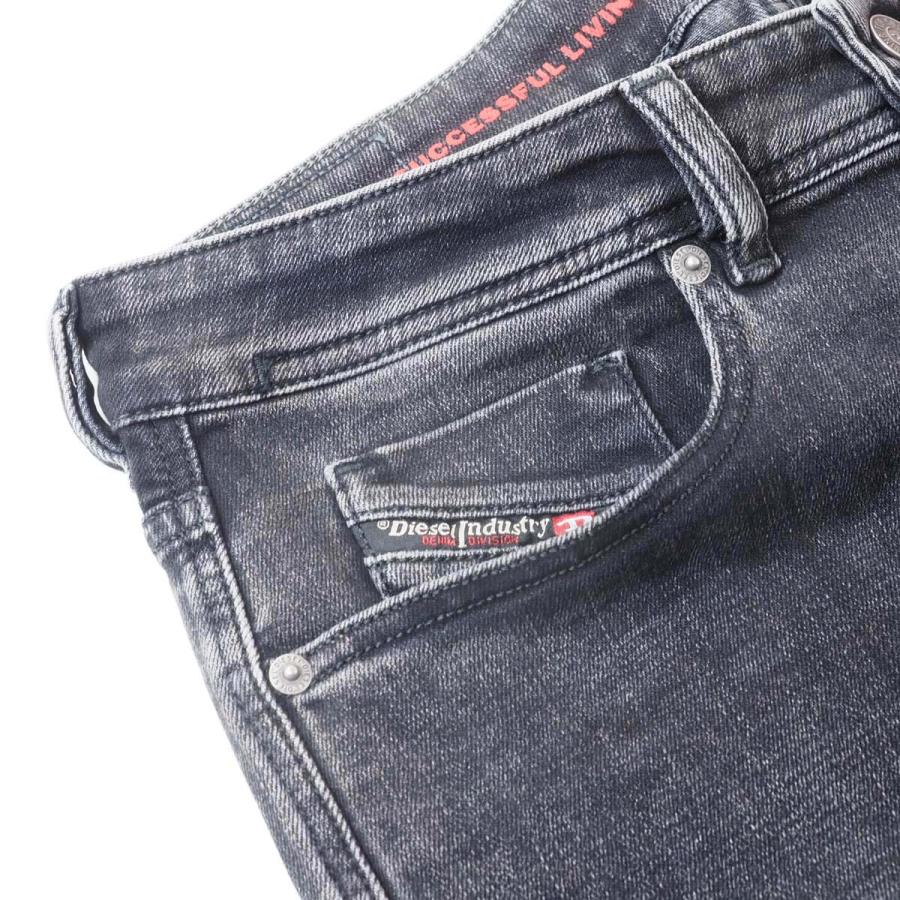 ゆうき‼️DIESEL Ｗ２８ 黒 (グレー)ストレッチ スキニー ゆうき‼️DIESEL W28 黒 (グレー)ストレッチ スキニー ゆうき