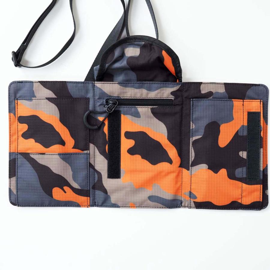 DSQUARED2 ボストンバッグ 黒 Ceresio 9 DSQUARED2（ディースクエアード） CERESIO 9 メンズ カモフラ ナイロン
