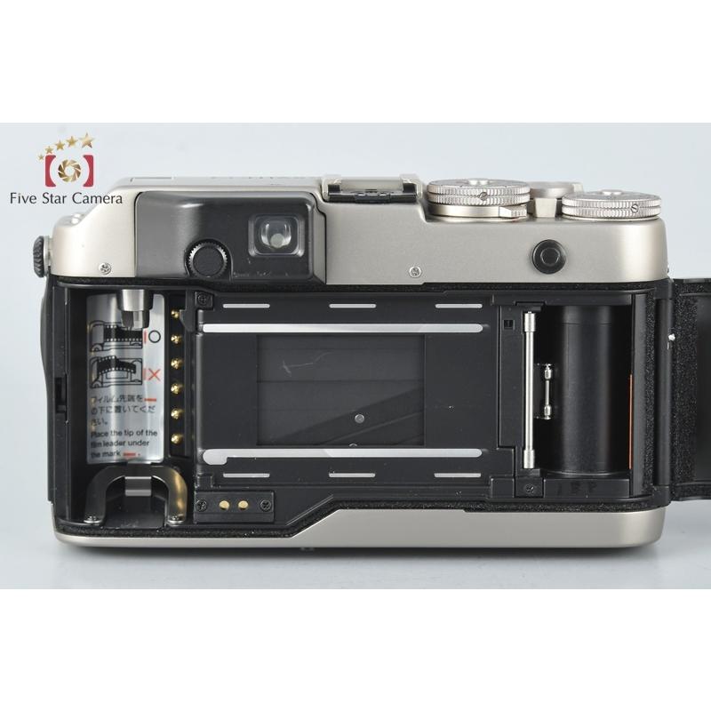 中古】CONTAX コンタックス G1 データバック付属 + Carl Zeiss Biogon