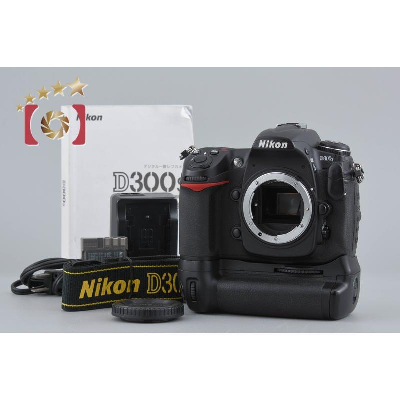 Nikon D300s と MB-D10Nikon D300S with Nikon Battery Pack MB