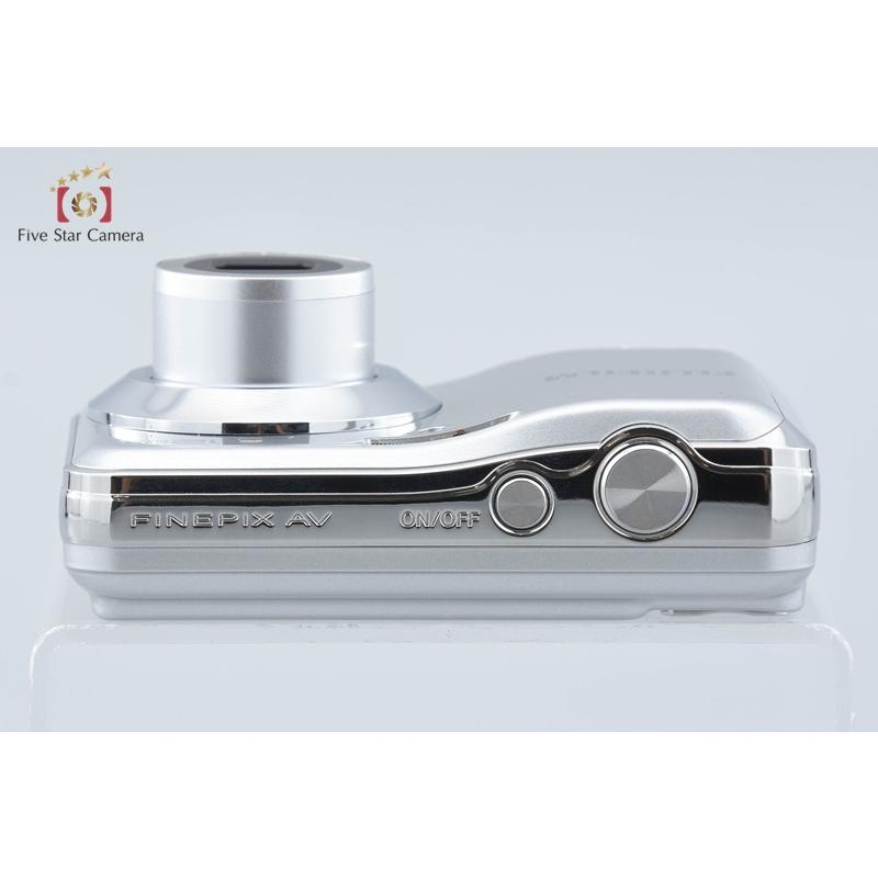 富士フイルム FinePix T300 シルバー デジカメ 中古 動作確認済み 富士