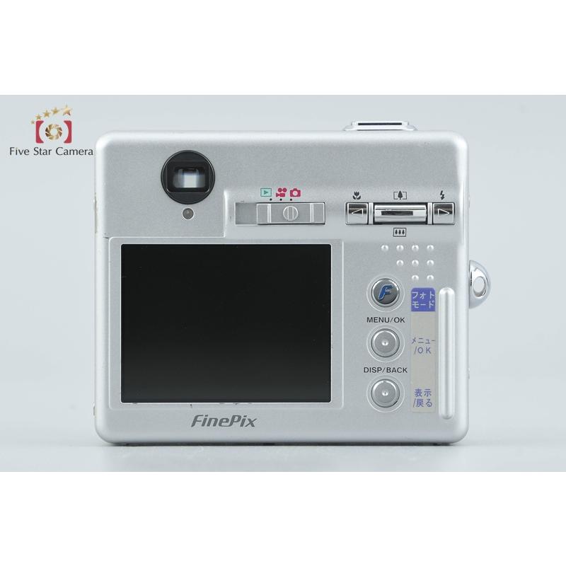 Fujifilm FinePix F440 コンパクトデジタルカメラ　中古 FUJIFILM（フジフイルム） 【中古】FUJIFILM 富士フイルム FINEPIX