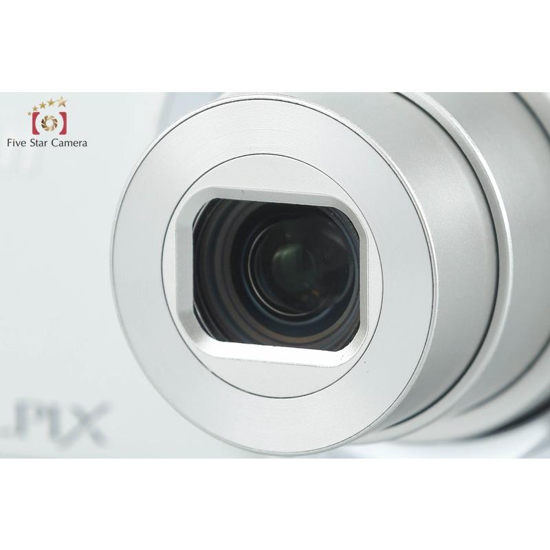 【中古】Nikon ニコン COOLPIX S2700 シルバー コンパクトデジタルカメラ
