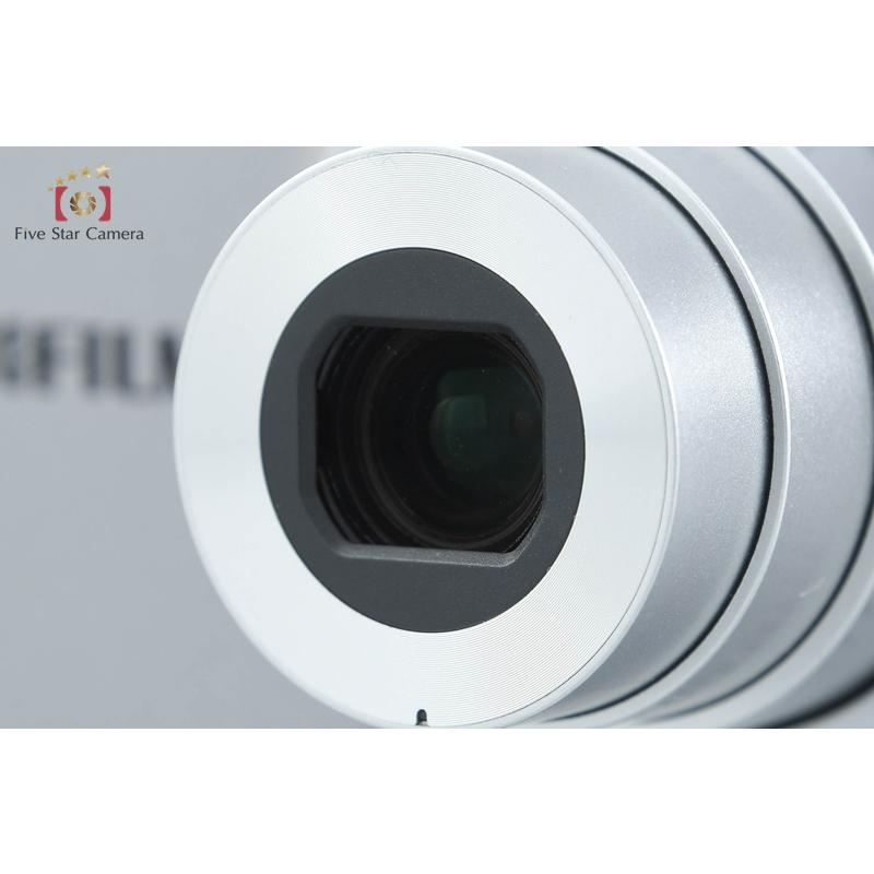 FUJI FILM FinePix JX500 シルバー デジカメ コンデジ フジフイルム FinePix JX500 シルバー | コンパクトデジタルカメラ
