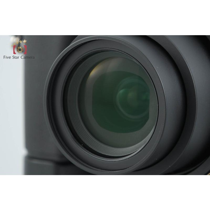 ニコン（Nikon） 【中古】Nikon COOLPIX 5700 + MB-E5700 バッテリー