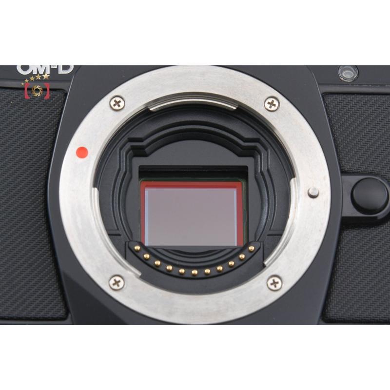 オリンパス（OLYMPUS） 【中古】OLYMPUS OM-D E-M5 ブラック ミラー
