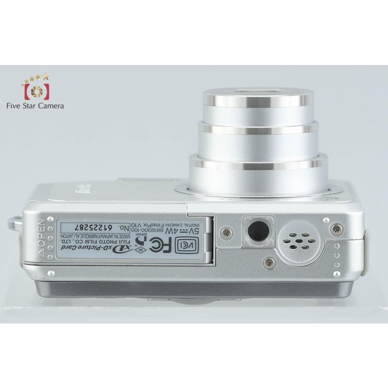 FUJIFILM（フジフイルム） 【中古】FUJIFILM 富士フイルム FinePix V10