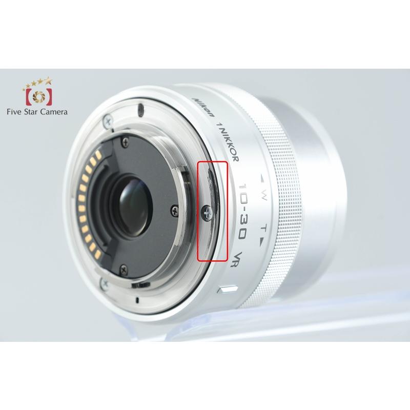 【中古】Nikon ニコン 1 J5 シルバー 標準パワーズームキット シャッター回数僅少 ニコン（Nikon） 【中古】Nikon 1 J5 シルバー 標準パワーズームキット