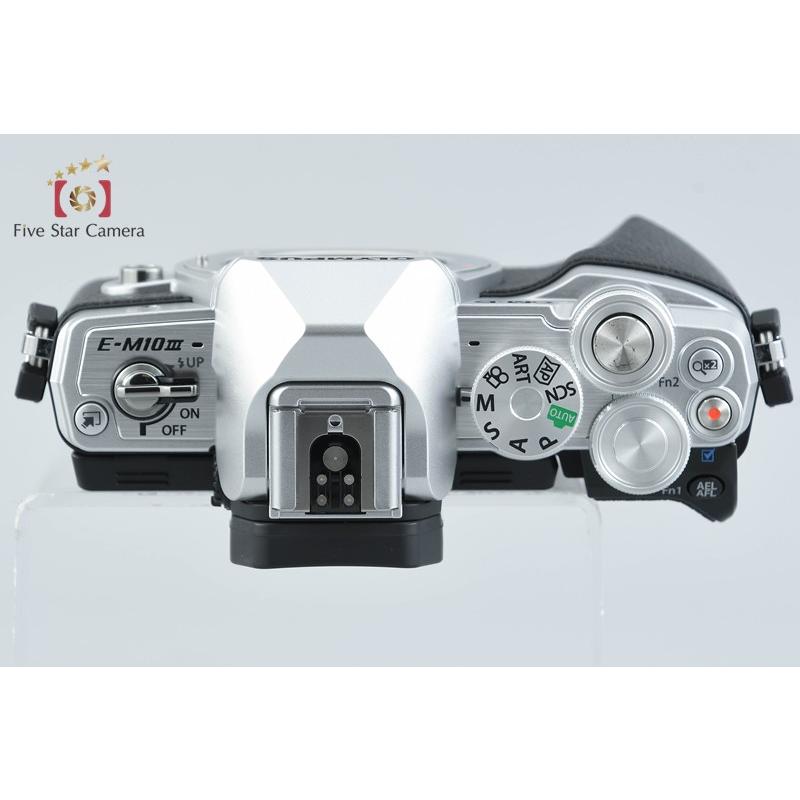 オリンパス（OLYMPUS） 【中古】OLYMPUS OM-D E-M10 Mark III シルバー 