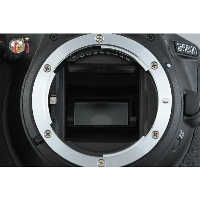 ニコン（Nikon） 【中古】Nikon D5600 ダブルズームキット シャッター 