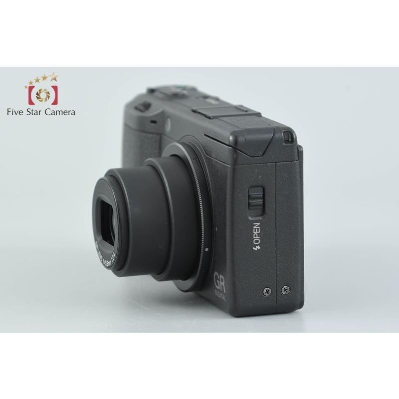 【ショット数わずか2回】 RICOH リコー GR DIGITAL II カメラ リコー（RICOH） 【中古】RICOH GR DIGITAL II コンパクトデジタル