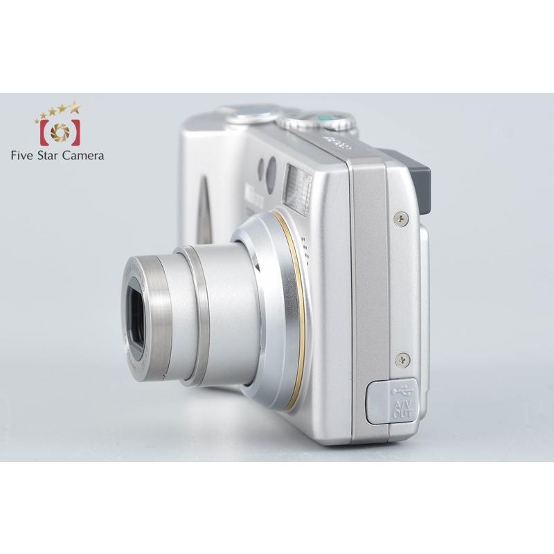 【中古】Nikon ニコン COOLPIX E5200 シルバー コンパクトデジタルカメラ 元箱付き