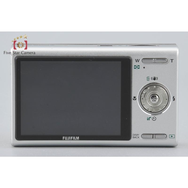 【中古】FUJIFILM 富士フイルム FINEPIX Z200fd シルバー コンパクトデジタルカメラ