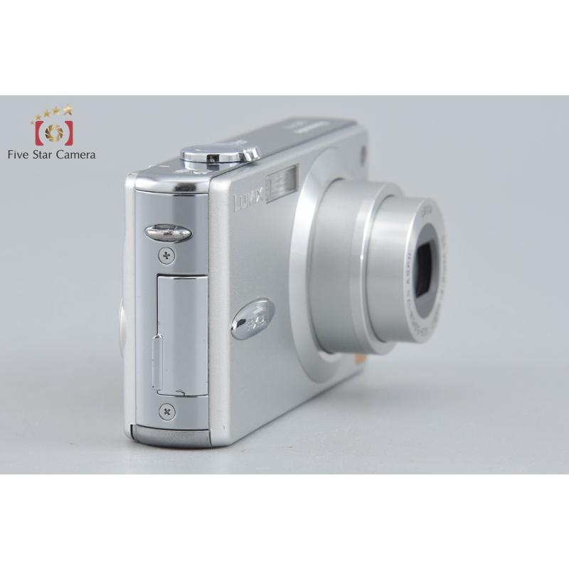 Panasonic（パナソニック） 【中古】Panasonic LUMIX DMC-FX2 シルバー