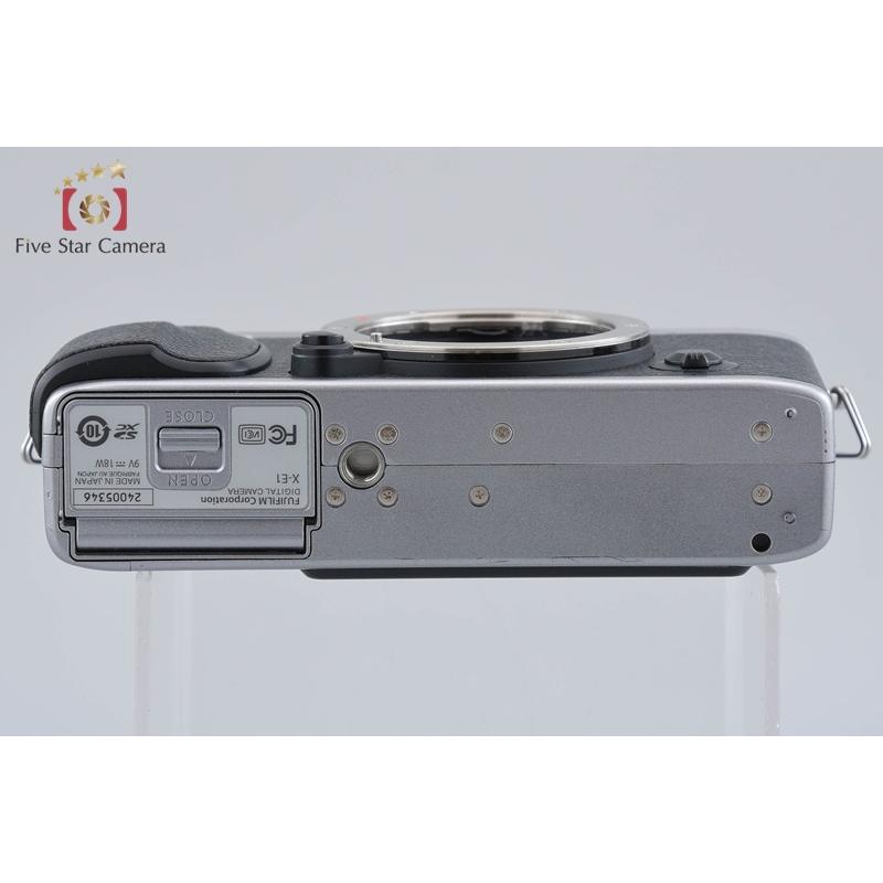 美品 FUJIFILM フジフィルムX-E1 ミラーレス 一眼　シルバー FUJIFILM（フジフイルム） 【中古】FUJIFILM 富士フイルム X-E1