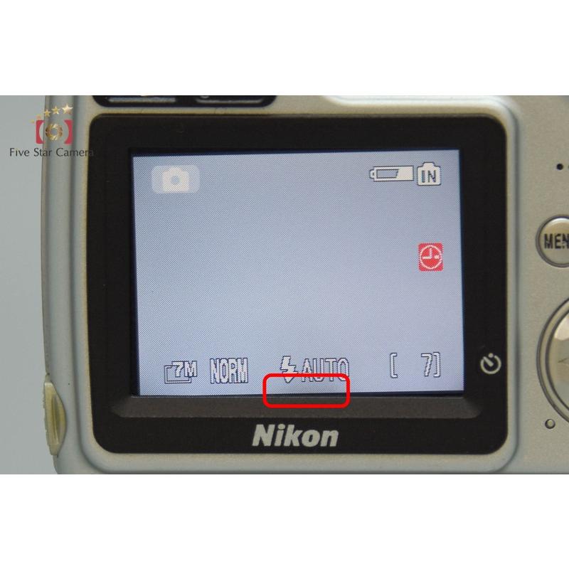 ニコン（Nikon） 【中古】Nikon COOLPIX E7900 プライムシルバー