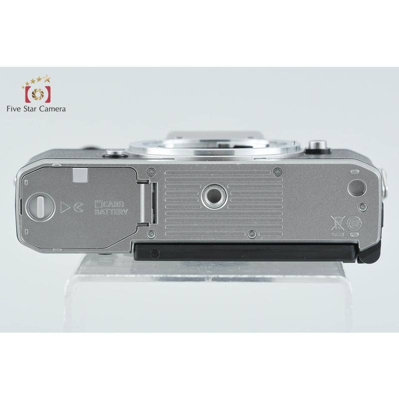 ニコン（Nikon） 【中古】Nikon Z fc シルバー ミラーレス一眼カメラ