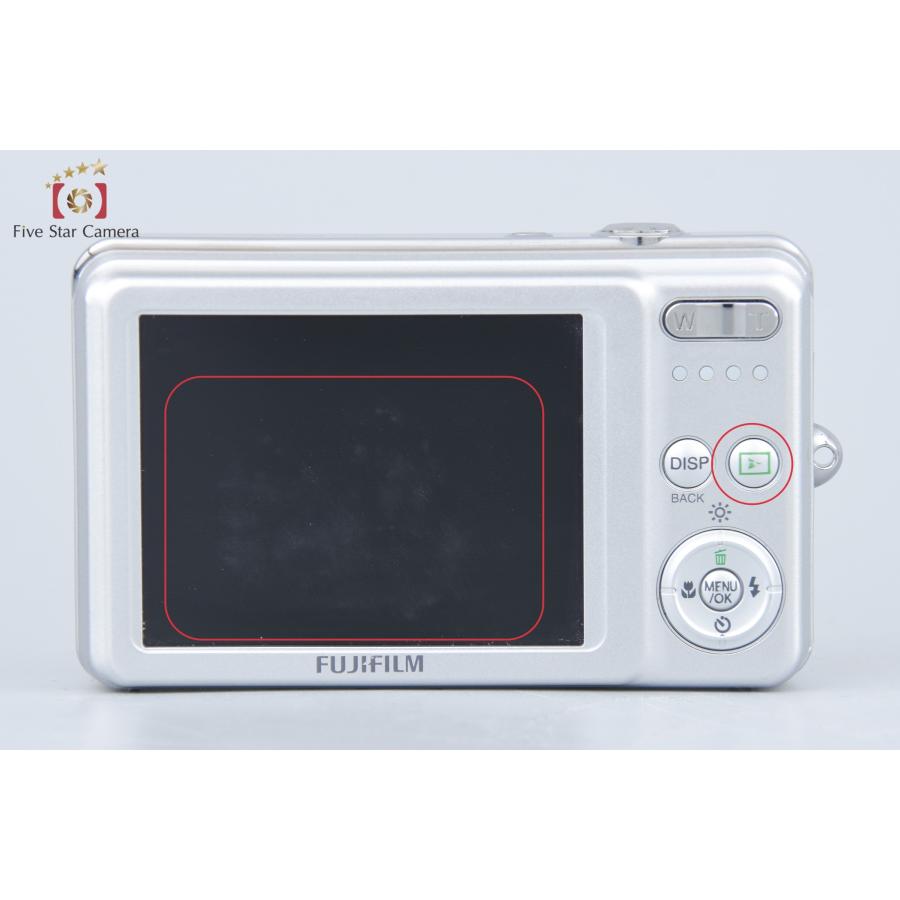 FUJIFILM 【中古】FUJIFILM 富士フイルム FINEPIX J30 シルバー FUJIFILM 【中古】FUJIFILM 富士フイルム FINEPIX J30 シルバー