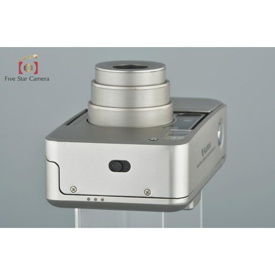 中古　FUJIFILM 富士フイルム TIARA ZOOM コンパクト FUJIFILM 【中古】FUJIFILM 富士フイルム TIARA ZOOM コンパクト