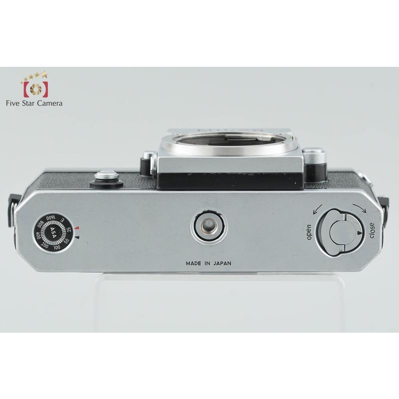 Nikon F 中期 アイレベル シルバーフィルムカメラ ニコン（Nikon） 【中古】Nikon F アイレベル 中期 シルバー フィルム