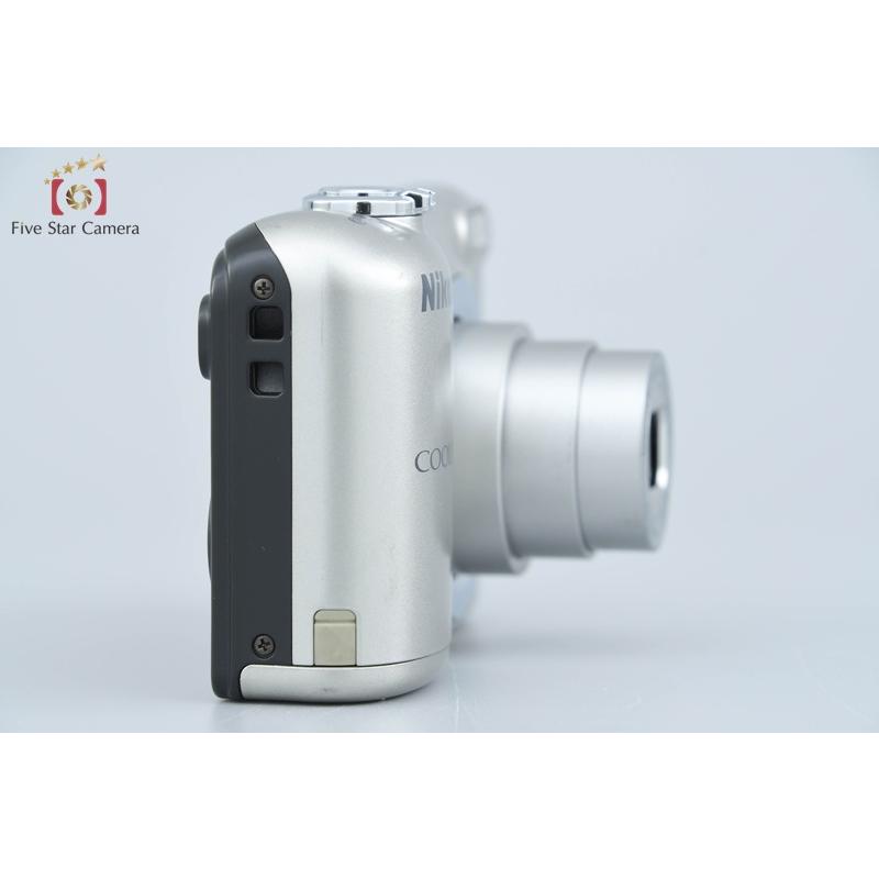 COOLPIX 【中古】Nikon ニコン A10 シルバー コンパクトデジタル