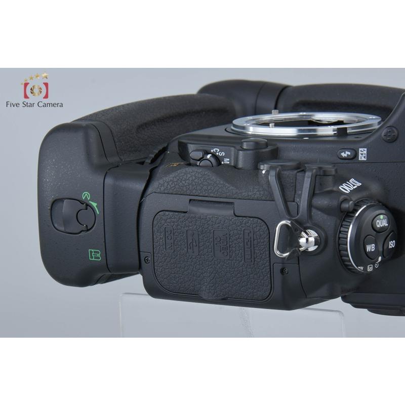 ニコン 【中古】Nikon D700 + MB-D10 マルチパワーバッテリー ニコン 【中古】Nikon D700 + MB-D10 マルチパワーバッテリー