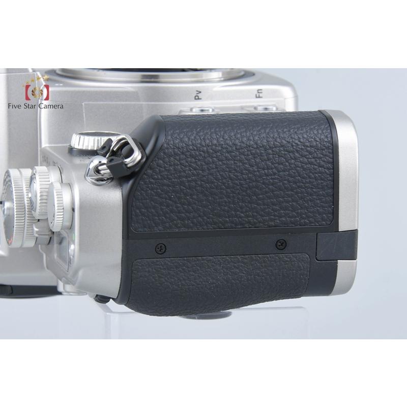 ⭐︎週末特価☆【極美品】Nikon Df シャッター数644枚 ニコン（Nikon） 【中古】Nikon Df シルバー デジタル一眼レフカメラ