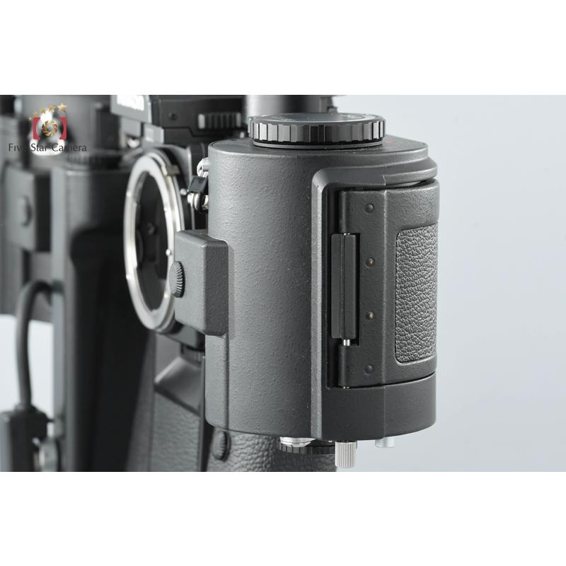 ニコン 【中古】Nikon F3 アイレベル + MD-4 モータードライブ ニコン 【中古】Nikon F3 アイレベル + MD-4 モータードライブ