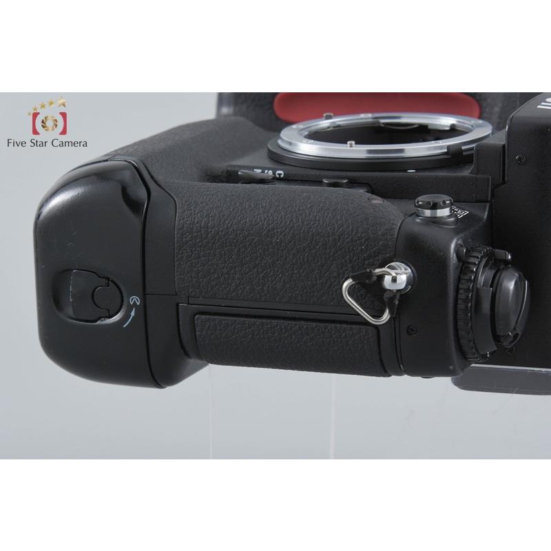 ニコン 【中古】Nikon F5 フィルム一眼レフカメラ 元箱付き : 中古