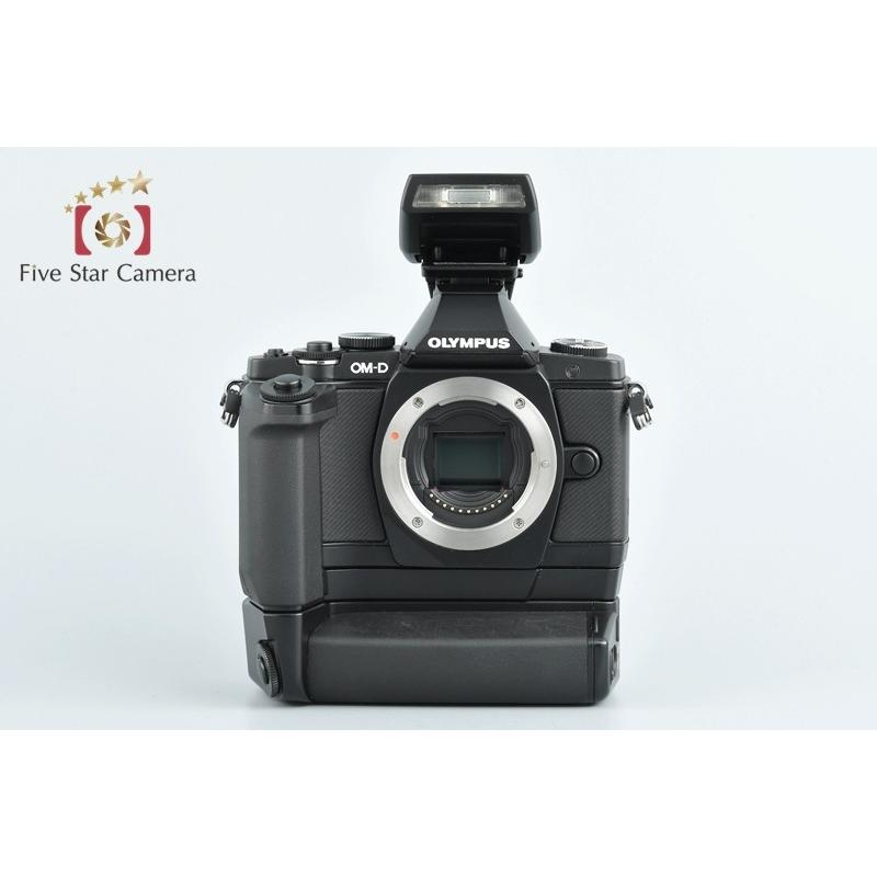 オリンパス 【中古】OLYMPUS OM-D E-M5 ブラック + HLD-6G オリンパス 【中古】OLYMPUS OM-D E-M5 ブラック + HLD-6G