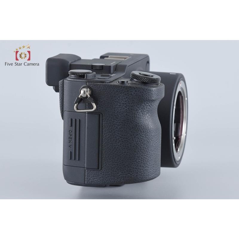シグマ（SIGMA） 【中古】SIGMA sd Quattro ミラーレス一眼カメラ 元箱