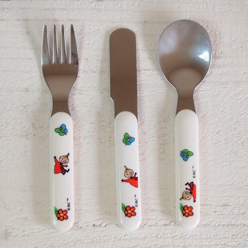 在庫限り】MOOMIN ムーミン カトラリーセット【ゆうパケット対応商品です】【同商品2個までゆうパケット1通で発送可】 :k-2528:FiveTen online shop - 通販 - Yahoo!ショッピング 在庫限り】MOOMIN ムーミン カトラリーセット【ゆうパケット対応商品です】【同商品2個までゆうパケット1通で発送可】 :k-2528:FiveTen online shop - 通販 - Yahoo!ショッピング