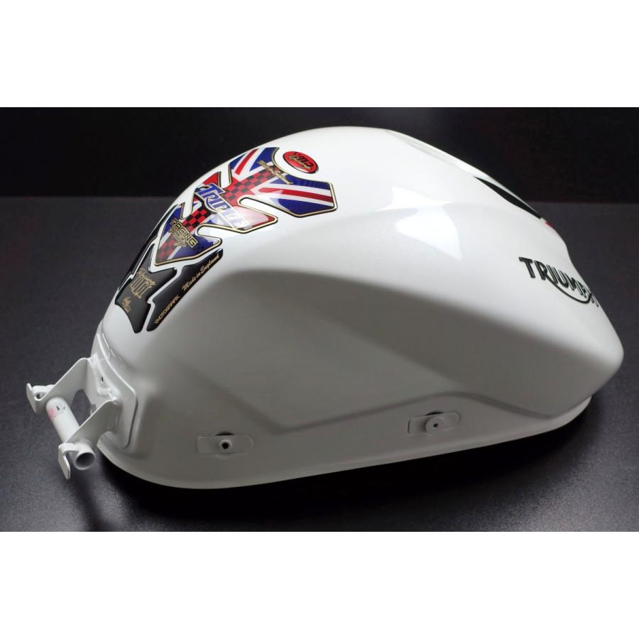 TRIUMPH（トライアンフ） 18~ スピードトリプルRS 純正 フューエル