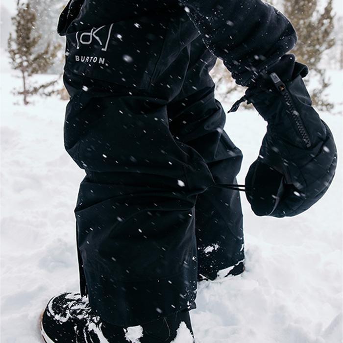 BURTON バートン ウェア Women's [ak] Kimmy GORE-TEX 2L Bib Pants 25-26(2026)モデル パンツ レディースの画像