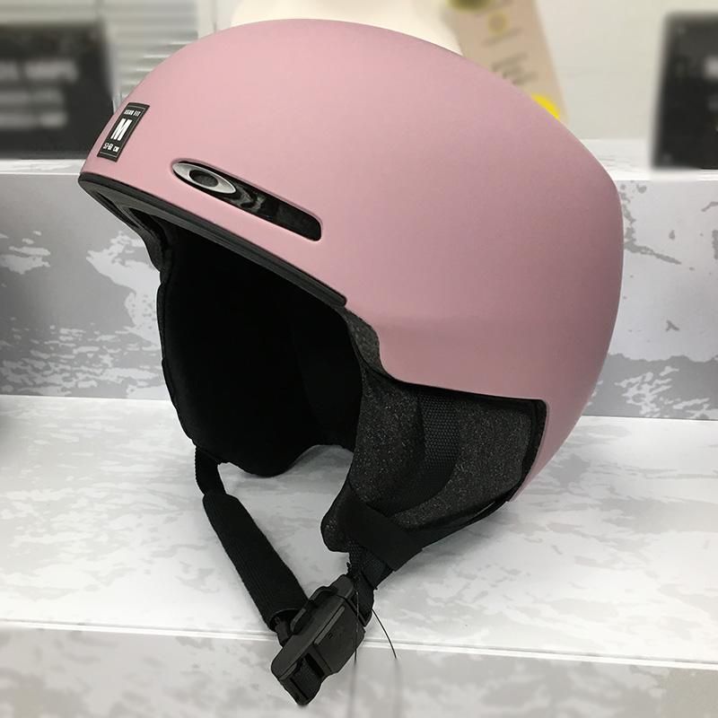 新品未使用 OAKLEYヘルメットMOD1 ASIAFIT 99505A-24J OAKLEY オークリー MOD1 ROUND FIT(ASIAFIT) モッド1 BLACKOUT