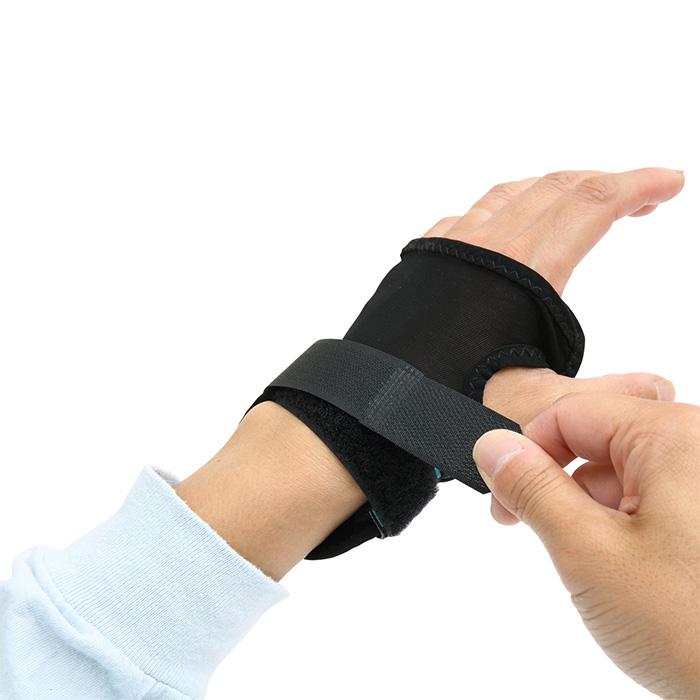 eb's エビス WRIST GUARD BLACK リストガード プロテクター 25-26