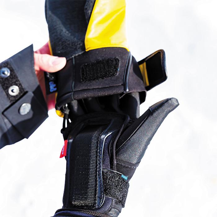 eb's エビス WRIST GUARD BLACK リストガード プロテクター 25-26