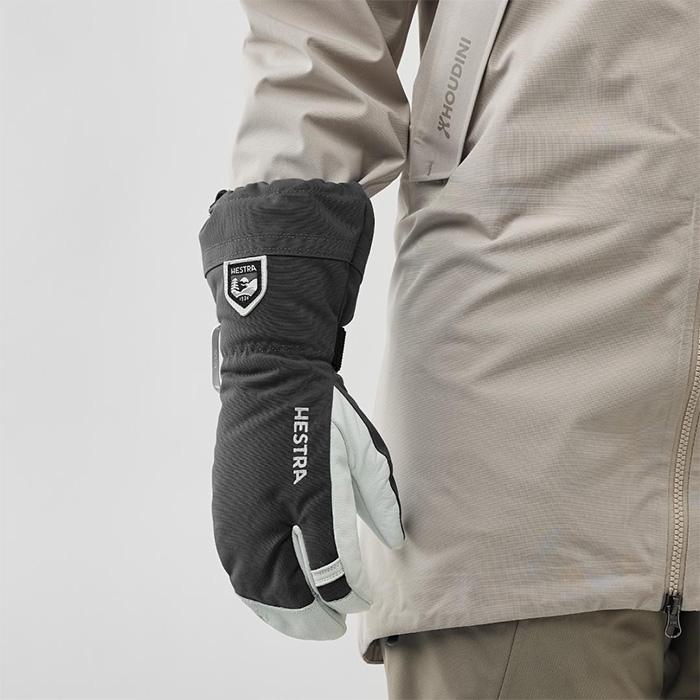 30572】HESTRA ヘストラ グローブ Heli Ski 3-Finger 25-26 モデル : F