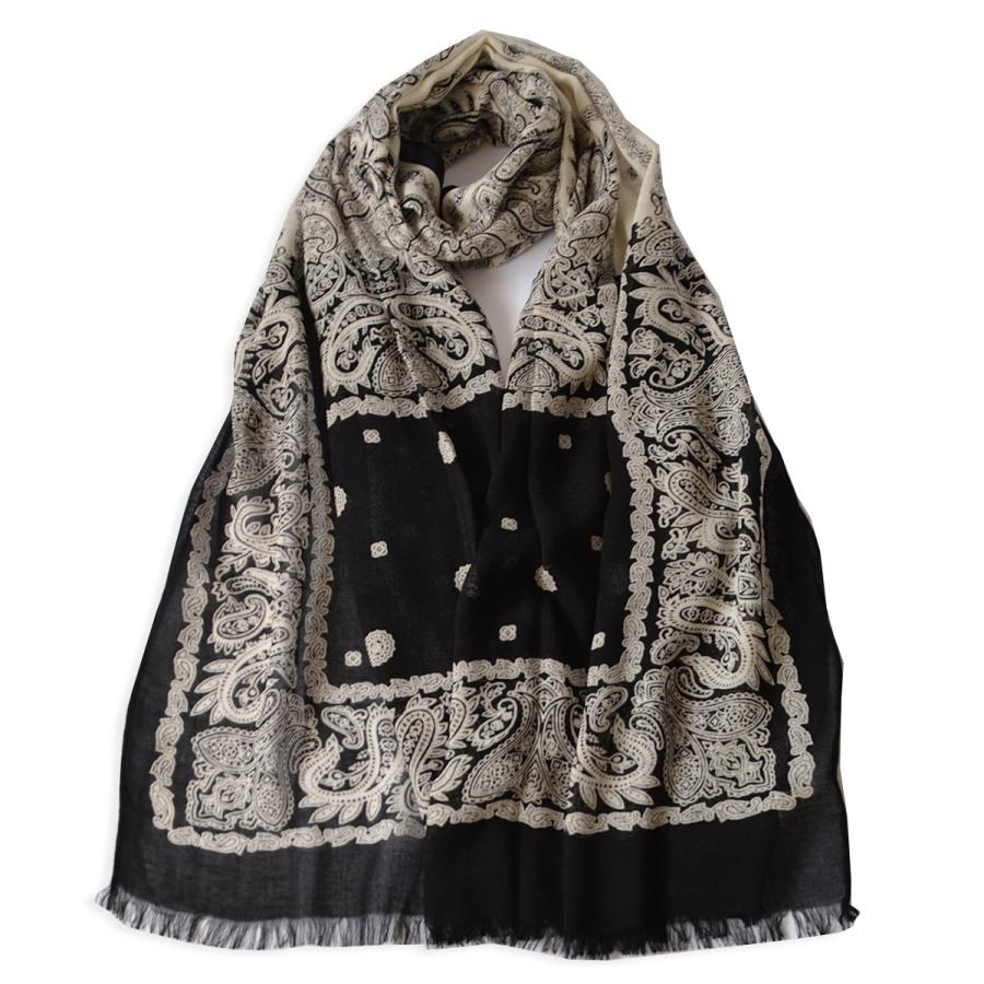 軽く肌触りの良いレーヨン生地に ペイズリー切り替え柄をプリント 大判