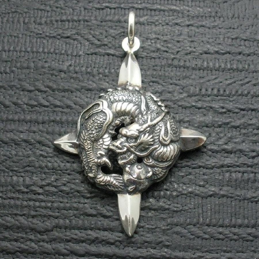 ペンダント ドラゴン 龍 丸型 メンズ シルバー９２５ クロス | 