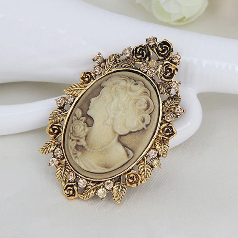 カメオ ブローチ エレガント アンティーク調 ゴールド シルバー 母の日