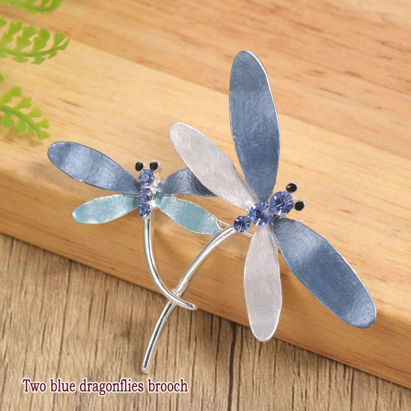 JANUS ビンテージトンボのブローチ　動く尾を持つ JANUS ビンテージトンボのブローチ 動く尾を持つ JANUS