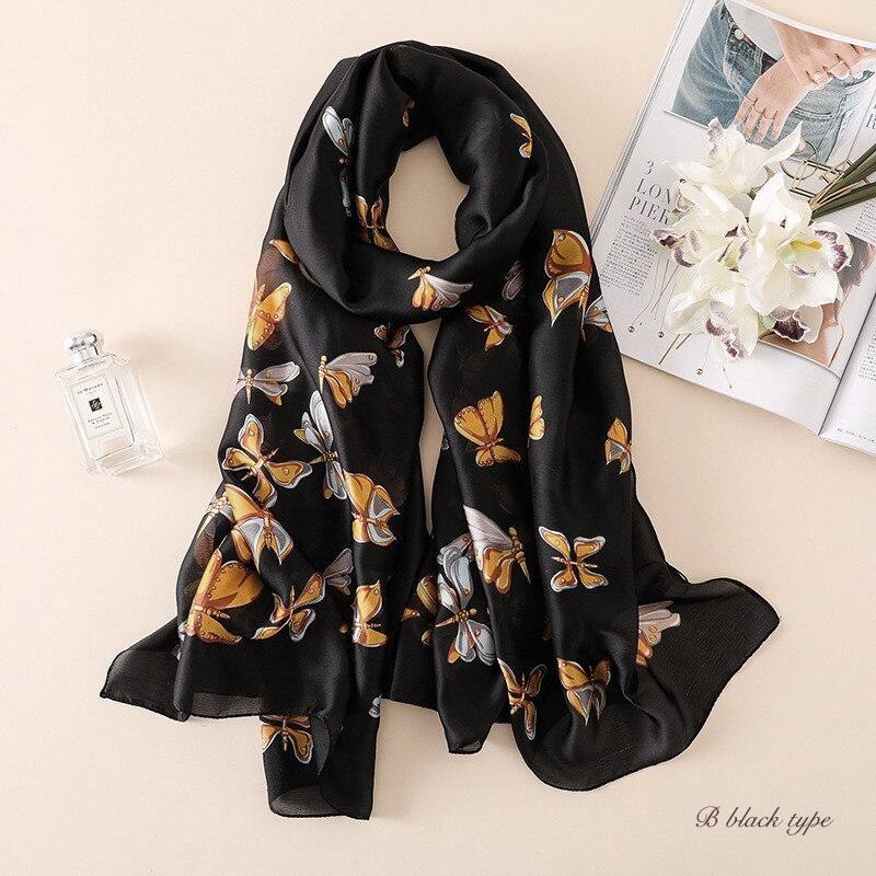 オ*ん様 落款あり 付下げ 暈し 蝶の乱舞文様 正絹 裄68.5 超トールサイズ ストール レディース 蝶柄プリントサテン大判ストール