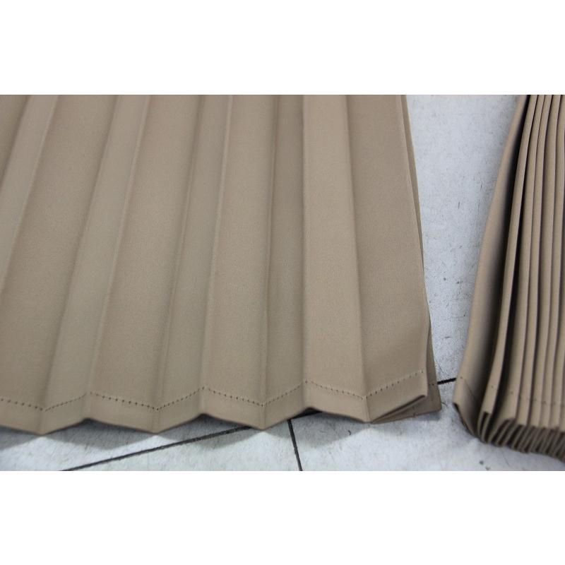 トラックカーテン 仮眠カーテン プリーツ ライトブラウン 1級遮光品 巾