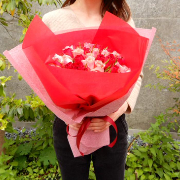 ギフト お祝い バラの花束 50本 の花束ブーケ 誕生日 記念日 プロポーズ 即日発送 あすつく 花 Rsbq 50rosetaba00 Flowerkitchen Jiyugaoka 通販 Yahoo ショッピング
